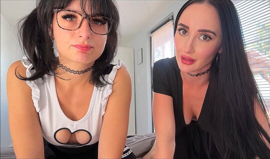 Свежих девок надо братцу - так пошли скорей е@аться...