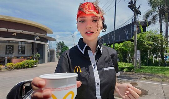 Облила парня Мая Лис - ну теперь давай, ибис!